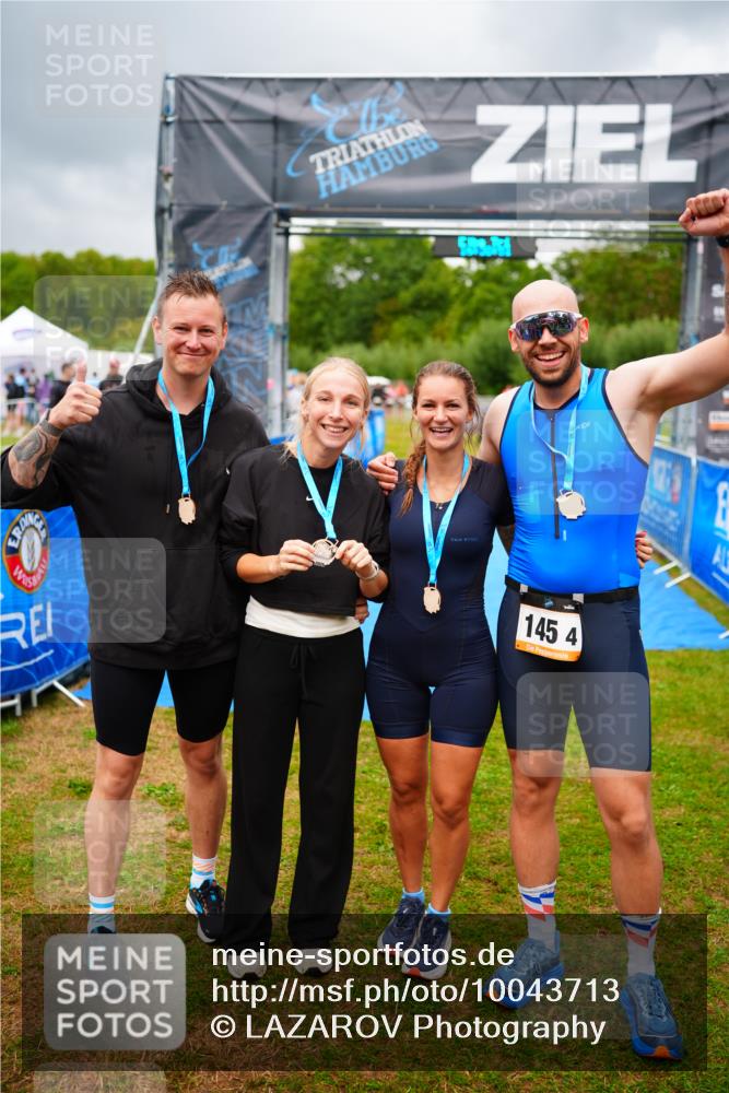 30.08.2026 - Elbe Triathlon Hamburg LAZAROV Photography http://msf.ph/oto/10043713 30.08.2026 16:38:51 Ziel  meine-sportfotos.de