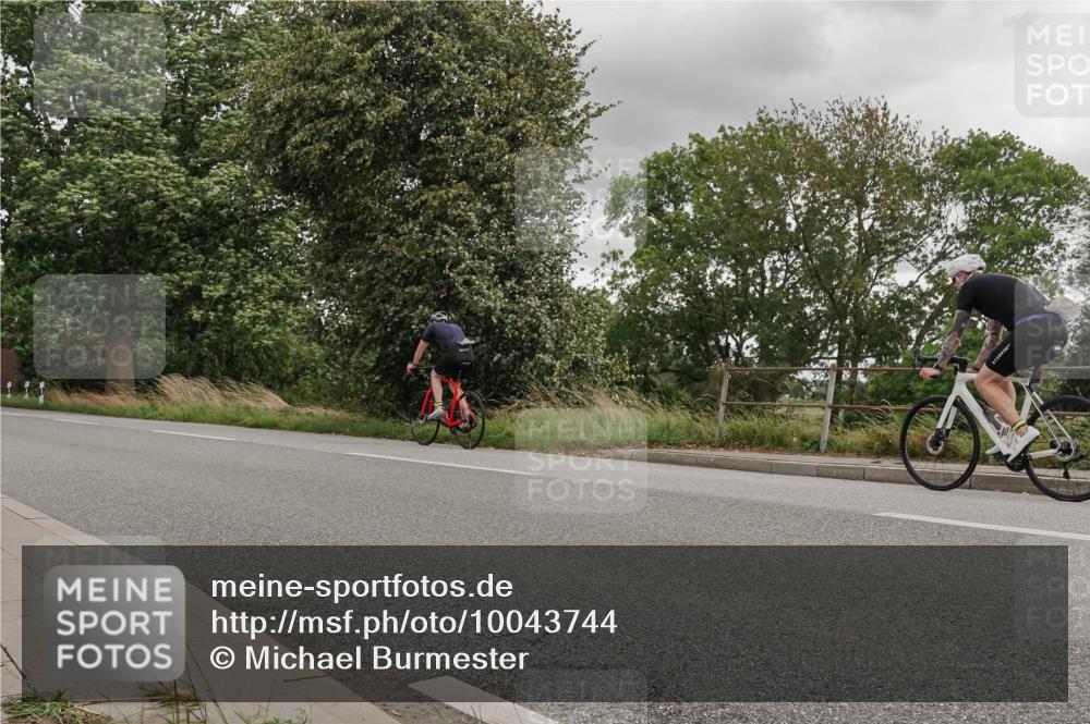 30.08.2026 - Elbe Triathlon Hamburg Michael Burmester http://msf.ph/oto/10043744 30.08.2026 14:56:27 Radfahren  meine-sportfotos.de