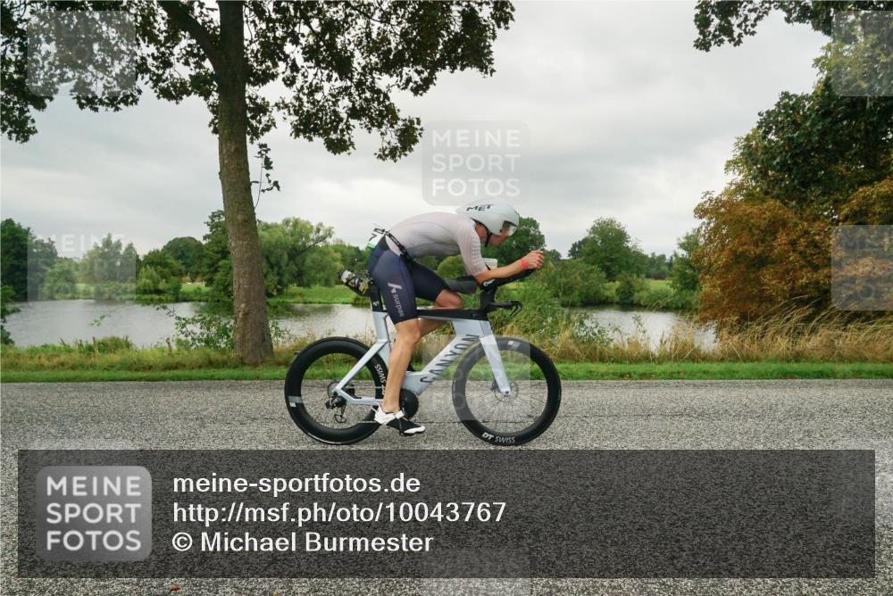 30.08.2026 - Elbe Triathlon Hamburg Michael Burmester http://msf.ph/oto/10043767 30.08.2026 09:06:08 Radfahren 197, 272, 527 meine-sportfotos.de