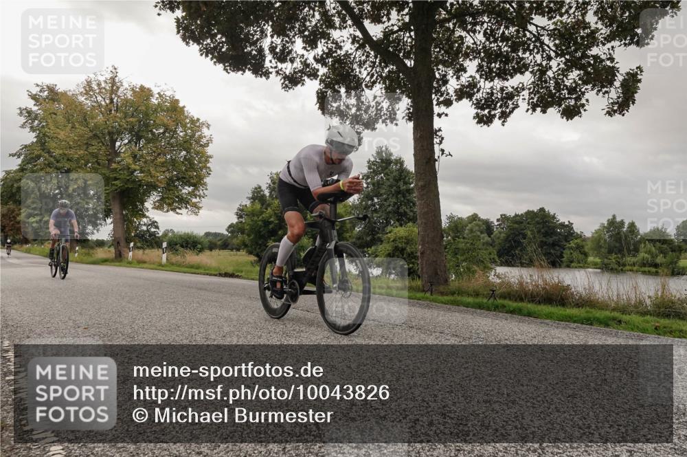 30.08.2026 - Elbe Triathlon Hamburg Michael Burmester http://msf.ph/oto/10043826 30.08.2026 09:20:40 Radfahren 188, 554, 691 meine-sportfotos.de