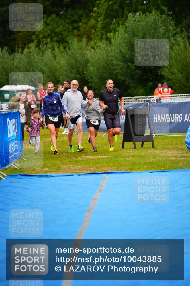 30.08.2026 - Elbe Triathlon Hamburg LAZAROV Photography http://msf.ph/oto/10043885 30.08.2026 16:39:33 Ziel  meine-sportfotos.de