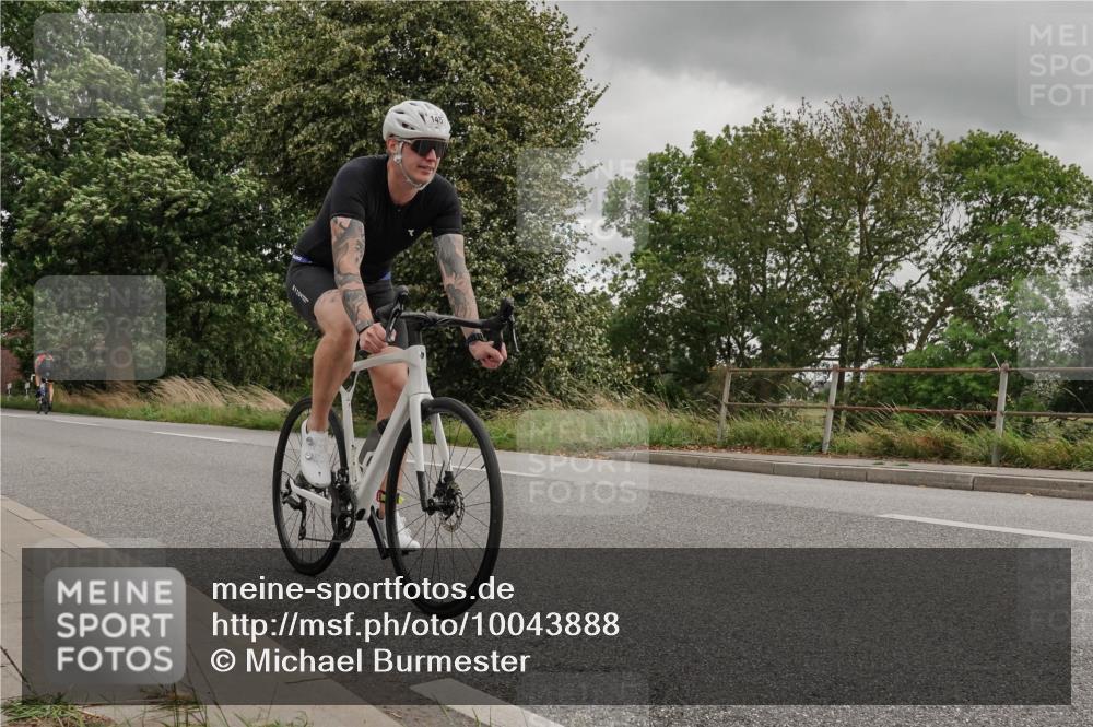30.08.2026 - Elbe Triathlon Hamburg Michael Burmester http://msf.ph/oto/10043888 30.08.2026 14:57:52 Radfahren  meine-sportfotos.de