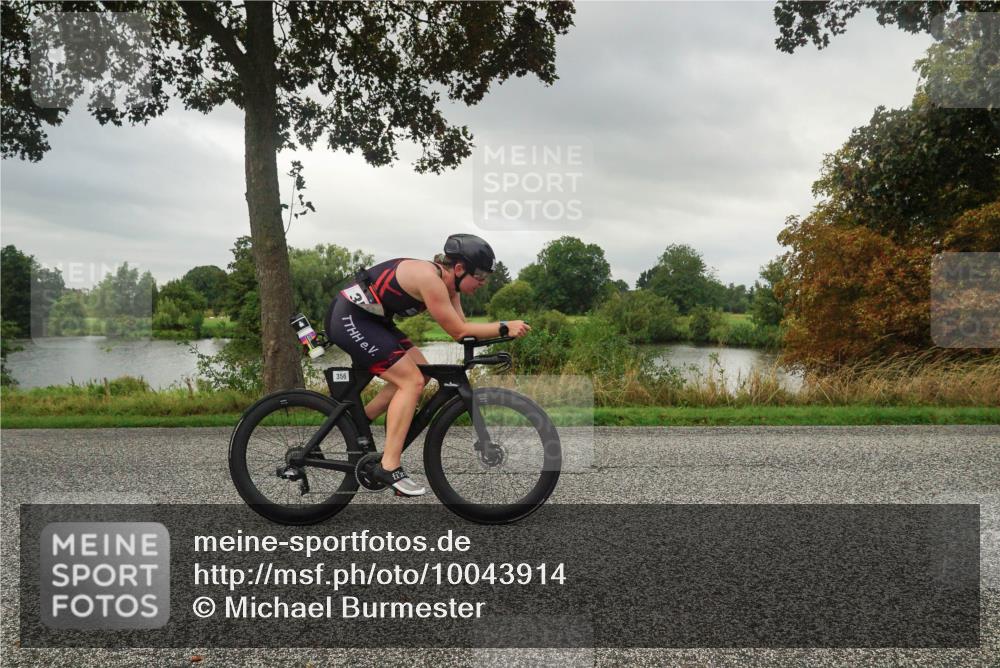 30.08.2026 - Elbe Triathlon Hamburg Michael Burmester http://msf.ph/oto/10043914 30.08.2026 09:07:59 Radfahren 188, 216, 356, 372, 458 meine-sportfotos.de