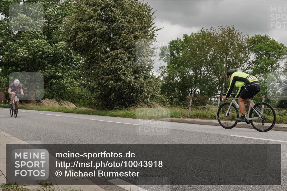 30.08.2026 - Elbe Triathlon Hamburg Michael Burmester http://msf.ph/oto/10043918 30.08.2026 14:58:06 Radfahren  meine-sportfotos.de