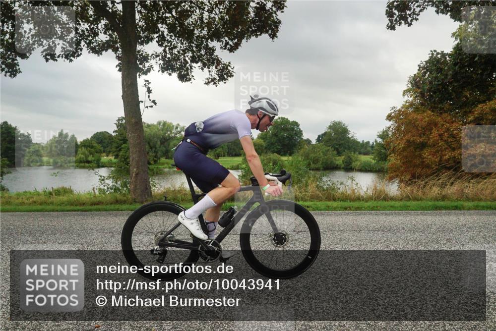 30.08.2026 - Elbe Triathlon Hamburg Michael Burmester http://msf.ph/oto/10043941 30.08.2026 09:08:03 Radfahren 188, 216, 372, 398, 458 meine-sportfotos.de