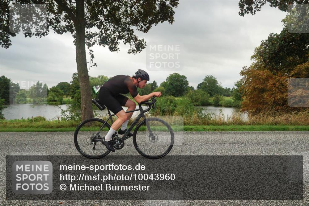 30.08.2026 - Elbe Triathlon Hamburg Michael Burmester http://msf.ph/oto/10043960 30.08.2026 09:08:11 Radfahren 398 meine-sportfotos.de