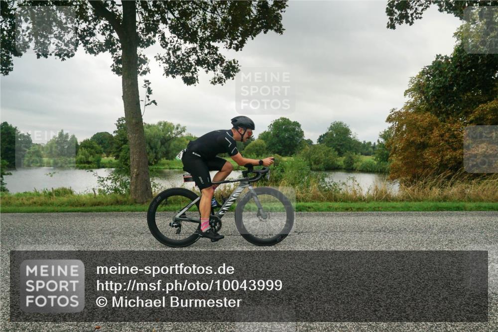 30.08.2026 - Elbe Triathlon Hamburg Michael Burmester http://msf.ph/oto/10043999 30.08.2026 09:08:39 Radfahren 496 meine-sportfotos.de