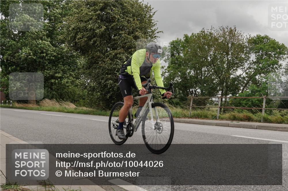 30.08.2026 - Elbe Triathlon Hamburg Michael Burmester http://msf.ph/oto/10044026 30.08.2026 14:59:26 Radfahren  meine-sportfotos.de