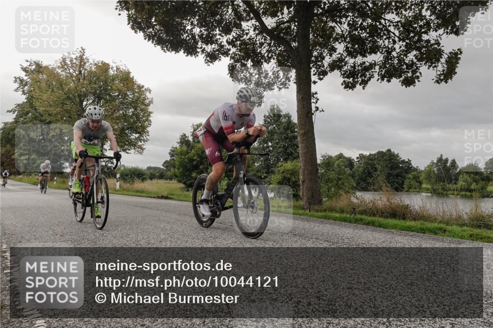 30.08.2026 - Elbe Triathlon Hamburg Michael Burmester http://msf.ph/oto/10044121 30.08.2026 09:22:08 Radfahren 280, 307, 320, 418, 470, 476, 516, 582 meine-sportfotos.de