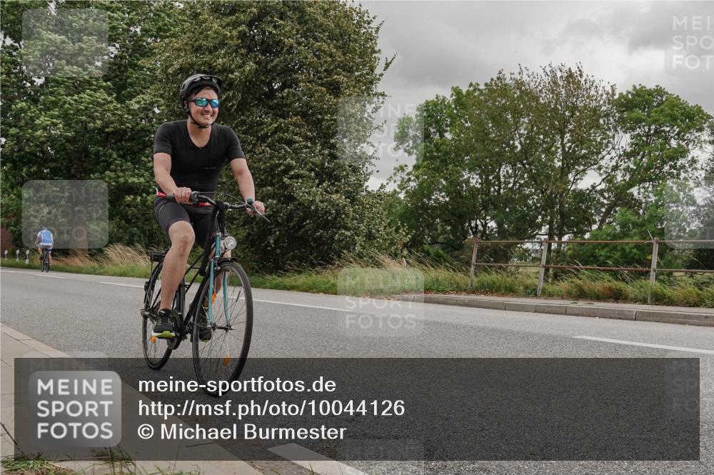 30.08.2026 - Elbe Triathlon Hamburg Michael Burmester http://msf.ph/oto/10044126 30.08.2026 15:00:03 Radfahren 138 meine-sportfotos.de