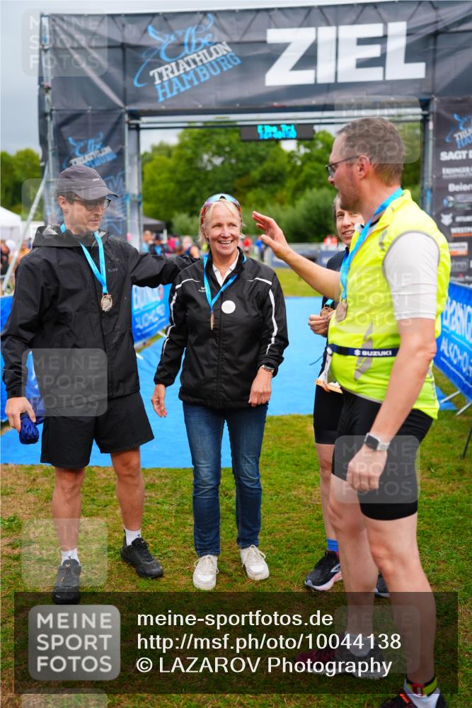 30.08.2026 - Elbe Triathlon Hamburg LAZAROV Photography http://msf.ph/oto/10044138 30.08.2026 16:40:50 Ziel  meine-sportfotos.de