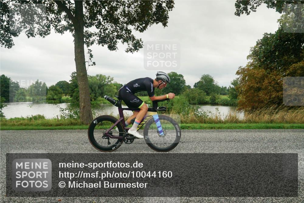 30.08.2026 - Elbe Triathlon Hamburg Michael Burmester http://msf.ph/oto/10044160 30.08.2026 09:10:11 Radfahren 182, 301, 399, 428, 1895 meine-sportfotos.de
