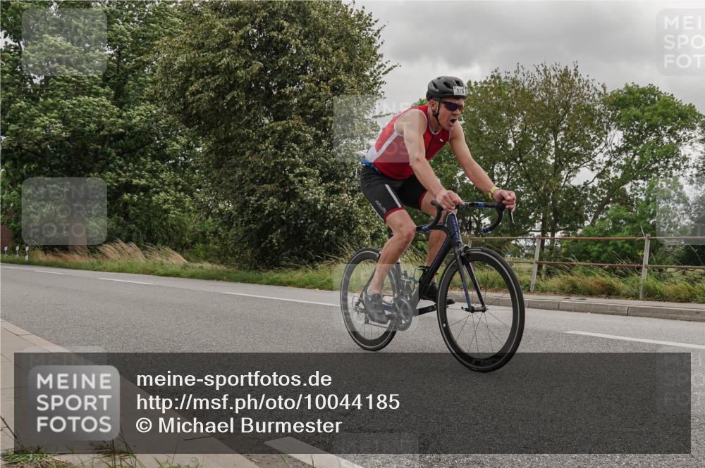 30.08.2026 - Elbe Triathlon Hamburg Michael Burmester http://msf.ph/oto/10044185 30.08.2026 15:00:58 Radfahren  meine-sportfotos.de