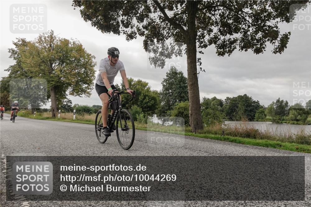 30.08.2026 - Elbe Triathlon Hamburg Michael Burmester http://msf.ph/oto/10044269 30.08.2026 09:22:53 Radfahren 254, 403, 462, 472 meine-sportfotos.de
