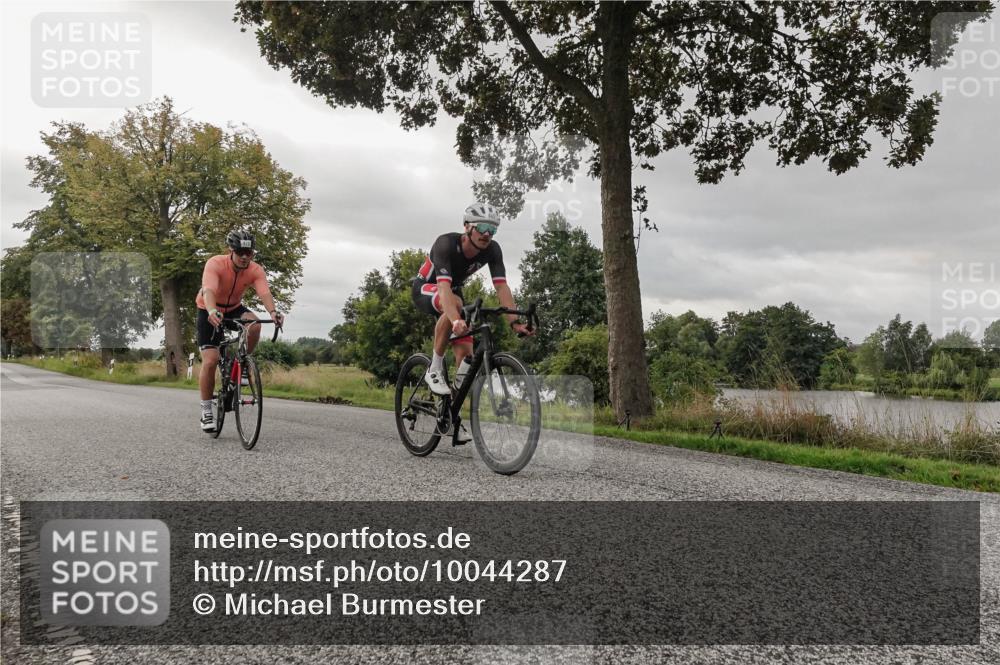 30.08.2026 - Elbe Triathlon Hamburg Michael Burmester http://msf.ph/oto/10044287 30.08.2026 09:22:56 Radfahren 254, 413, 462, 472 meine-sportfotos.de