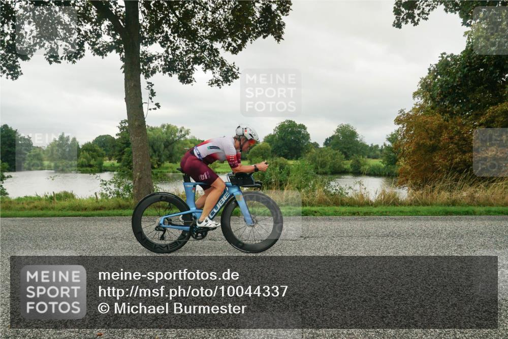 30.08.2026 - Elbe Triathlon Hamburg Michael Burmester http://msf.ph/oto/10044337 30.08.2026 09:11:15 Radfahren 349, 357 meine-sportfotos.de