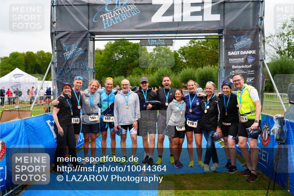 30.08.2026 - Elbe Triathlon Hamburg LAZAROV Photography http://msf.ph/oto/10044364 30.08.2026 16:43:55 Ziel  meine-sportfotos.de