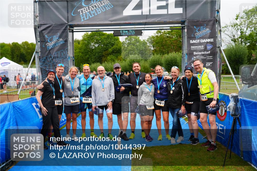 30.08.2026 - Elbe Triathlon Hamburg LAZAROV Photography http://msf.ph/oto/10044397 30.08.2026 16:43:57 Ziel  meine-sportfotos.de