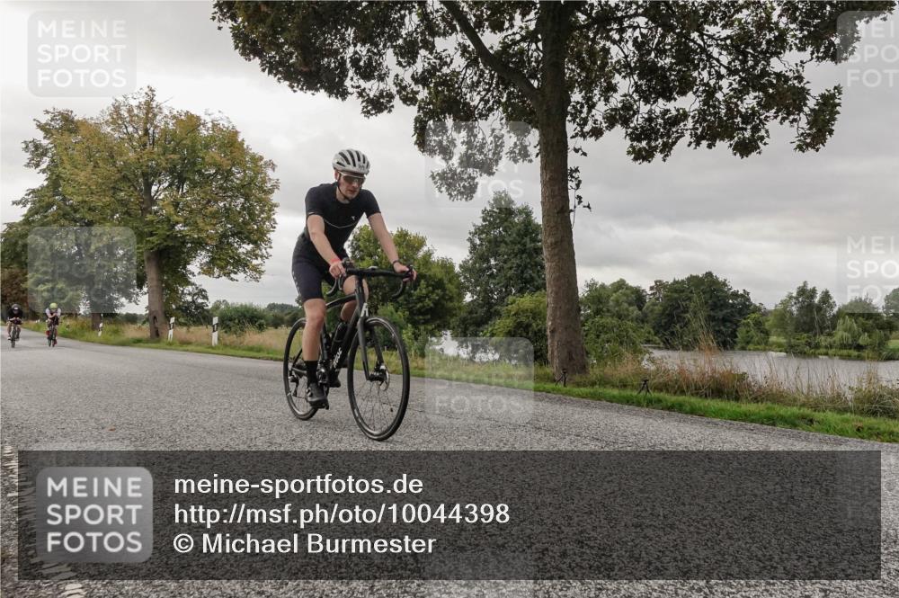 30.08.2026 - Elbe Triathlon Hamburg Michael Burmester http://msf.ph/oto/10044398 30.08.2026 09:23:20 Radfahren 541, 660, 670, 739 meine-sportfotos.de