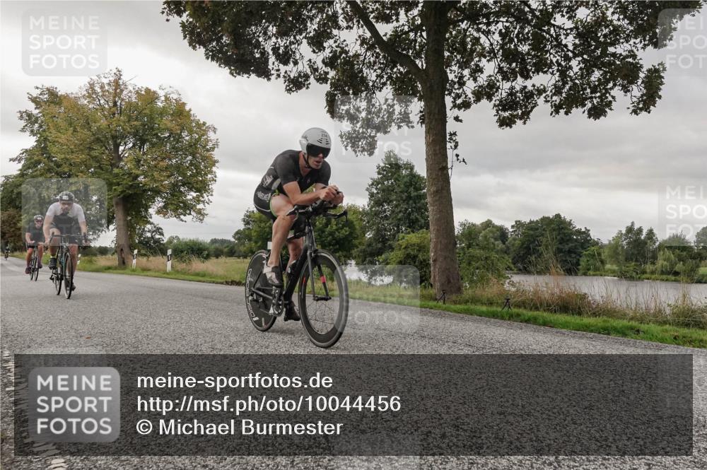 30.08.2026 - Elbe Triathlon Hamburg Michael Burmester http://msf.ph/oto/10044456 30.08.2026 09:23:40 Radfahren 258, 408, 550, 761, 916 meine-sportfotos.de