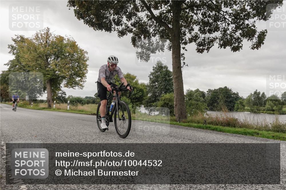 30.08.2026 - Elbe Triathlon Hamburg Michael Burmester http://msf.ph/oto/10044532 30.08.2026 09:24:03 Radfahren 529, 535, 583, 621 meine-sportfotos.de