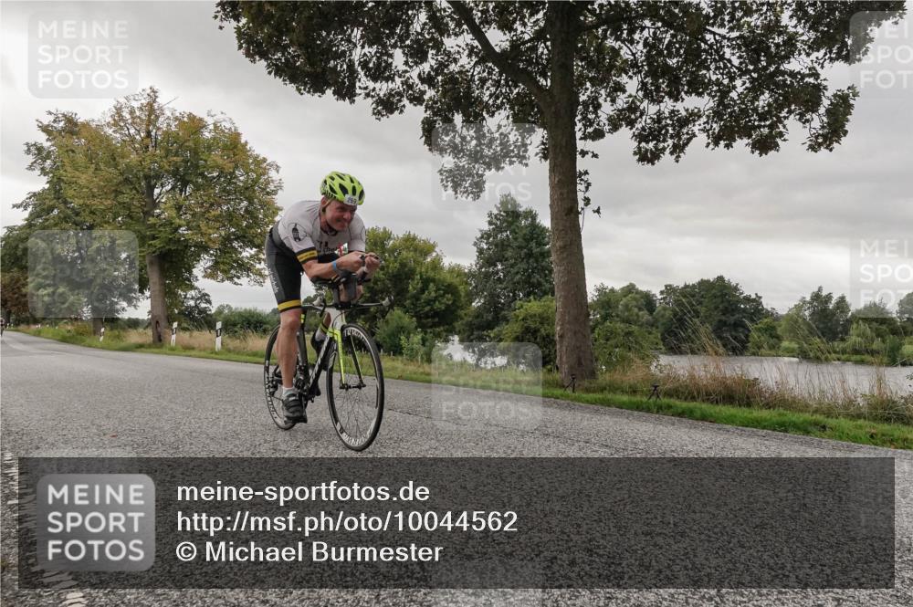 30.08.2026 - Elbe Triathlon Hamburg Michael Burmester http://msf.ph/oto/10044562 30.08.2026 09:24:12 Radfahren 206, 269, 313, 529 meine-sportfotos.de