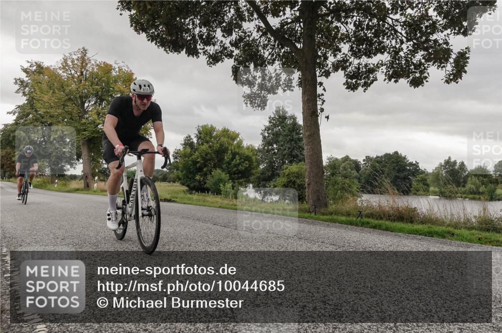 30.08.2026 - Elbe Triathlon Hamburg Michael Burmester http://msf.ph/oto/10044685 30.08.2026 09:24:44 Radfahren 466, 608, 617 meine-sportfotos.de
