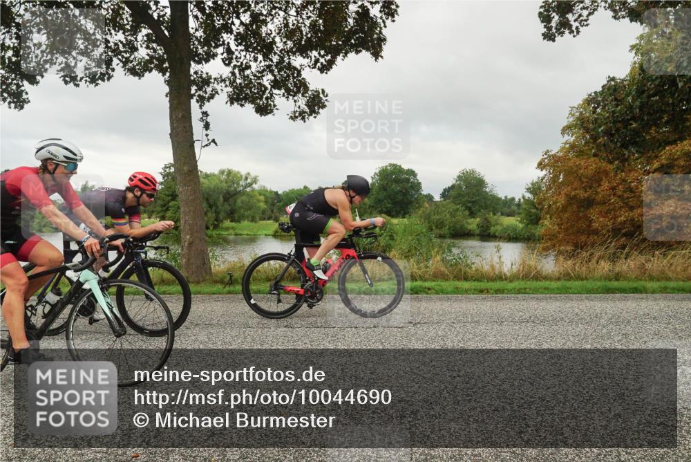30.08.2026 - Elbe Triathlon Hamburg Michael Burmester http://msf.ph/oto/10044690 30.08.2026 09:13:24 Radfahren 238, 245, 248, 318, 346, 385, 689 meine-sportfotos.de
