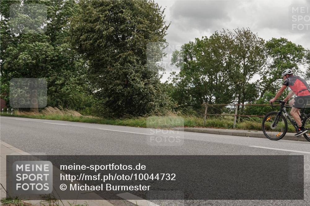 30.08.2026 - Elbe Triathlon Hamburg Michael Burmester http://msf.ph/oto/10044732 30.08.2026 15:12:37 Radfahren  meine-sportfotos.de