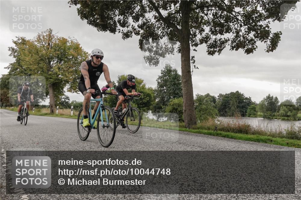 30.08.2026 - Elbe Triathlon Hamburg Michael Burmester http://msf.ph/oto/10044748 30.08.2026 09:25:01 Radfahren 230, 491, 571, 663, 668 meine-sportfotos.de