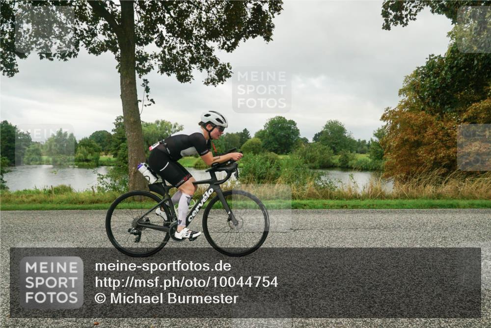 30.08.2026 - Elbe Triathlon Hamburg Michael Burmester http://msf.ph/oto/10044754 30.08.2026 09:13:56 Radfahren 284, 380, 426 meine-sportfotos.de
