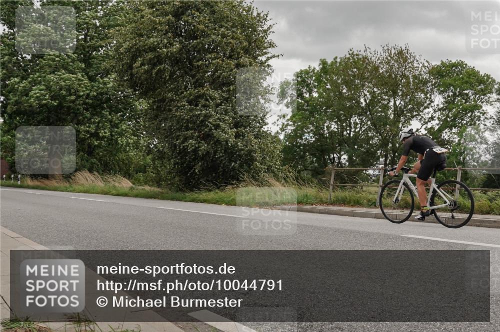 30.08.2026 - Elbe Triathlon Hamburg Michael Burmester http://msf.ph/oto/10044791 30.08.2026 15:13:45 Radfahren  meine-sportfotos.de