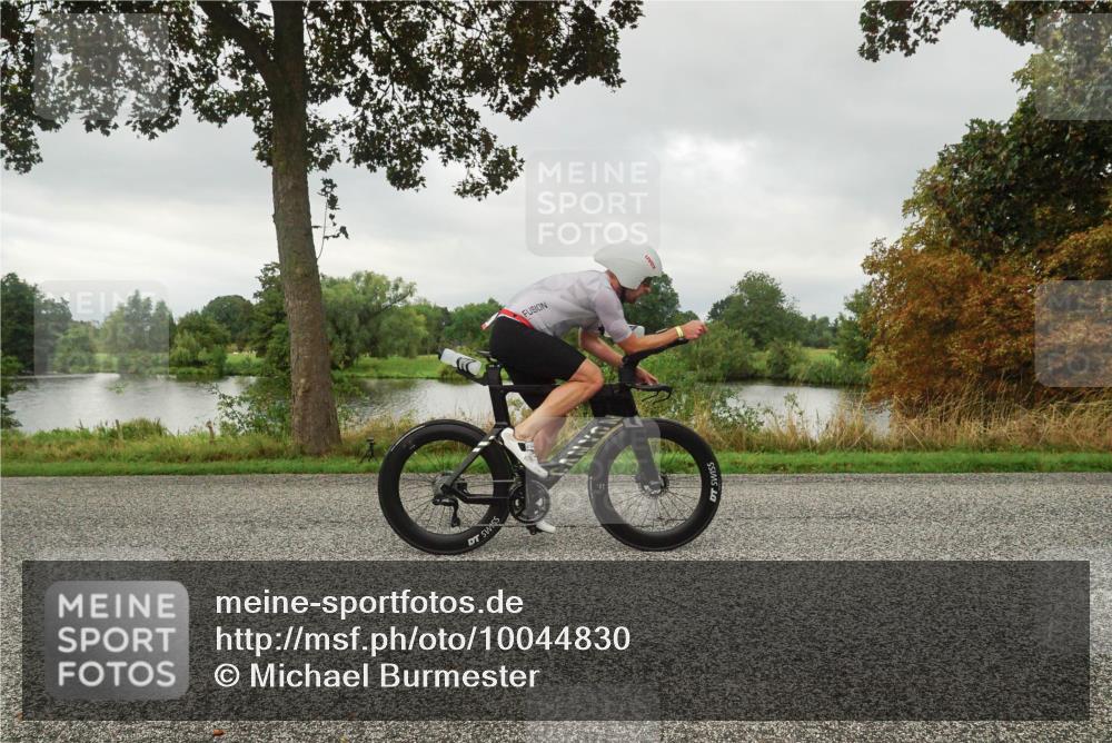 30.08.2026 - Elbe Triathlon Hamburg Michael Burmester http://msf.ph/oto/10044830 30.08.2026 09:14:28 Radfahren 195, 205, 215, 226, 315, 367, 383, 460, 484 meine-sportfotos.de