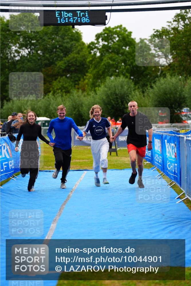 30.08.2026 - Elbe Triathlon Hamburg LAZAROV Photography http://msf.ph/oto/10044901 30.08.2026 16:47:05 Ziel  meine-sportfotos.de