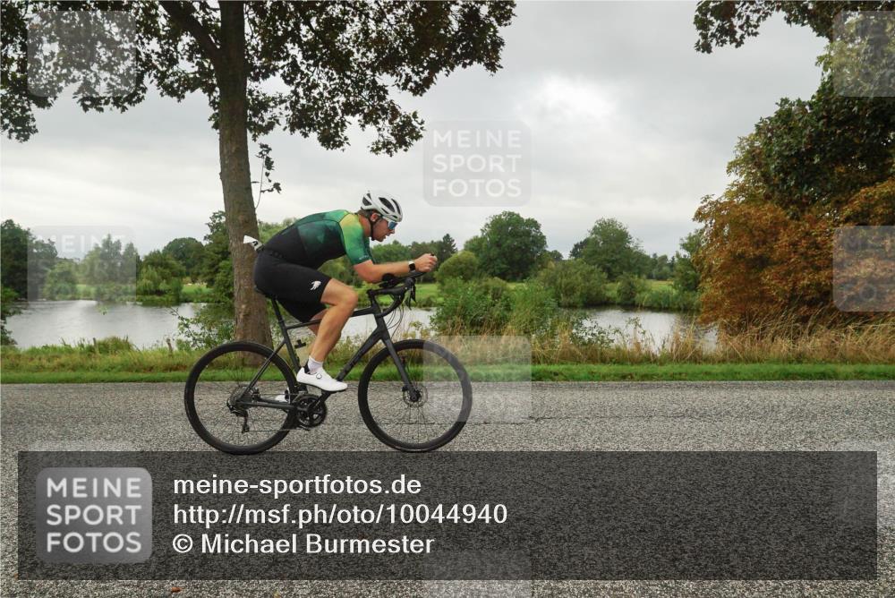 30.08.2026 - Elbe Triathlon Hamburg Michael Burmester http://msf.ph/oto/10044940 30.08.2026 09:14:52 Radfahren 186, 211, 260, 274, 425, 438, 493, 532 meine-sportfotos.de