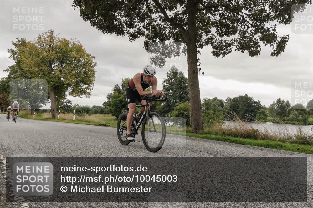 30.08.2026 - Elbe Triathlon Hamburg Michael Burmester http://msf.ph/oto/10045003 30.08.2026 09:26:10 Radfahren 222, 271, 295, 298, 334, 385, 504, 512, 585 meine-sportfotos.de