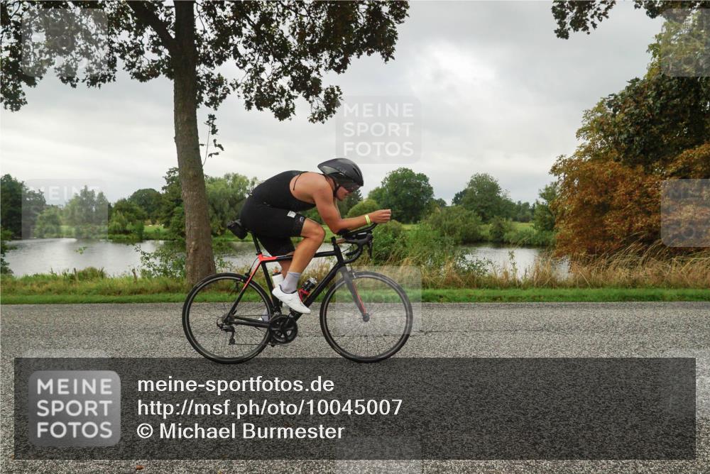30.08.2026 - Elbe Triathlon Hamburg Michael Burmester http://msf.ph/oto/10045007 30.08.2026 09:15:06 Radfahren 180, 194, 273 meine-sportfotos.de