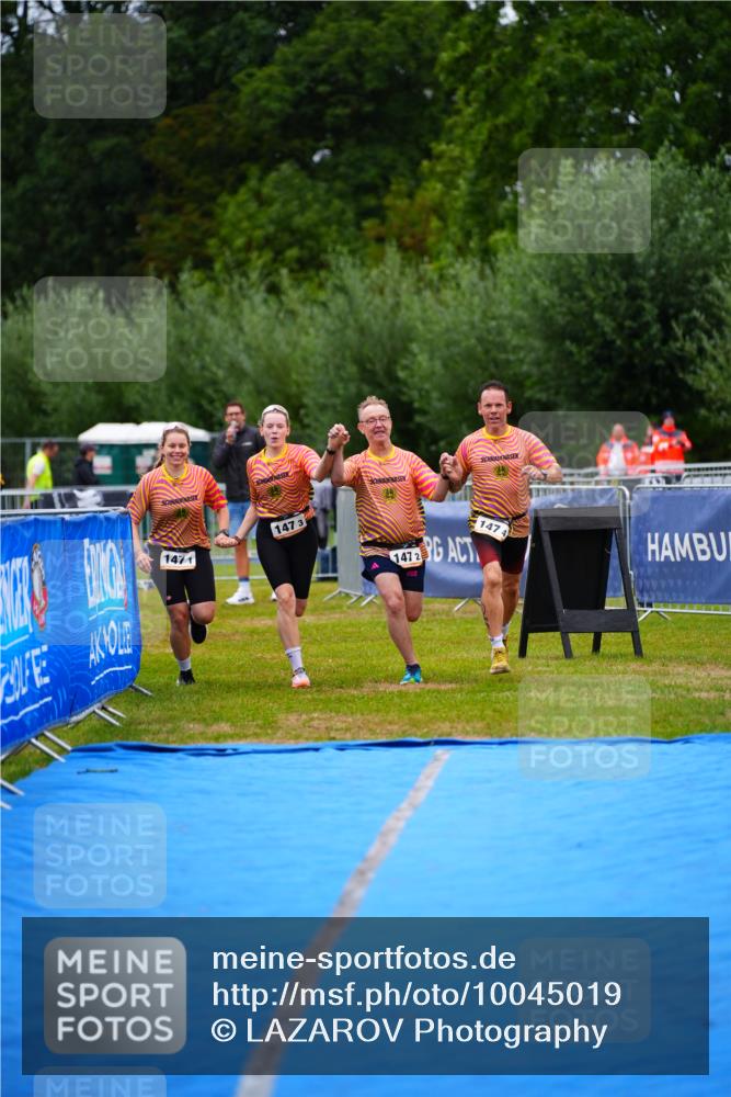 30.08.2026 - Elbe Triathlon Hamburg LAZAROV Photography http://msf.ph/oto/10045019 30.08.2026 16:49:48 Ziel  meine-sportfotos.de