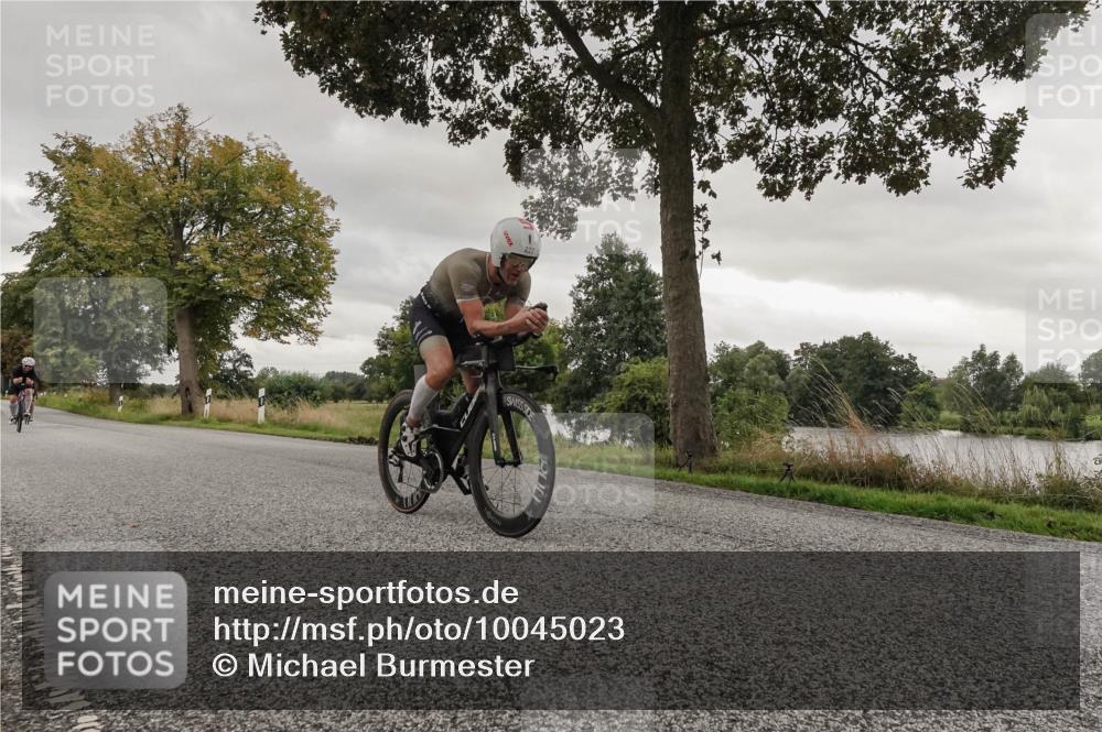 30.08.2026 - Elbe Triathlon Hamburg Michael Burmester http://msf.ph/oto/10045023 30.08.2026 09:26:13 Radfahren 210, 222, 271, 295, 298, 385, 504, 585 meine-sportfotos.de