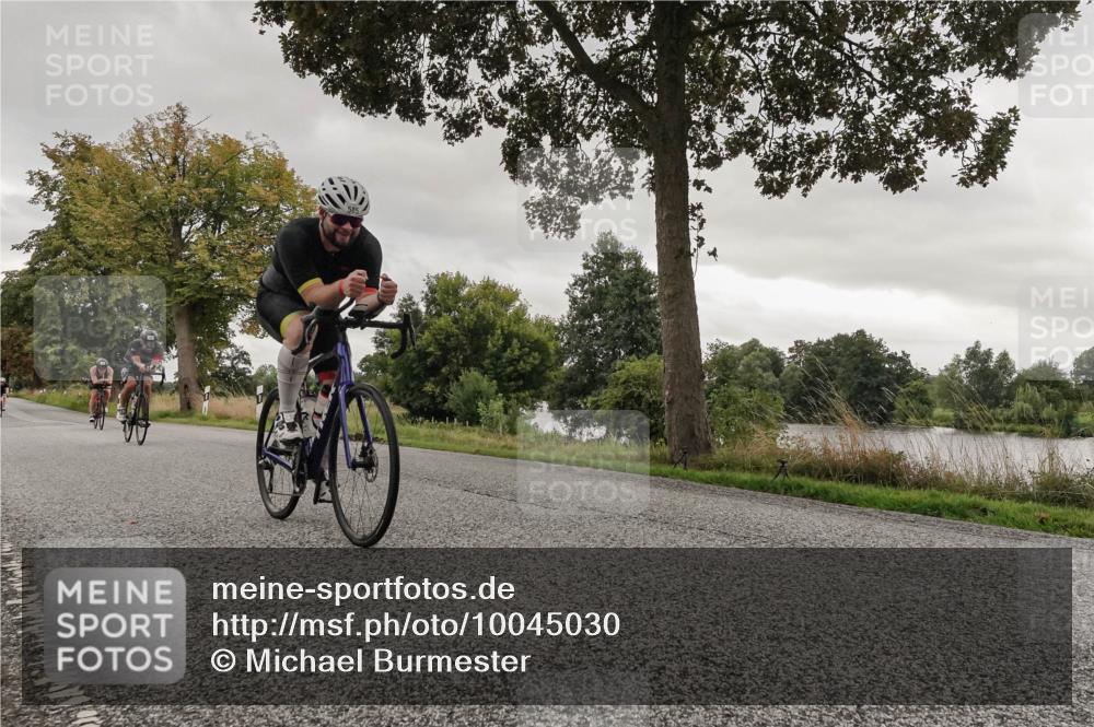 30.08.2026 - Elbe Triathlon Hamburg Michael Burmester http://msf.ph/oto/10045030 30.08.2026 09:26:15 Radfahren 210, 222, 295, 385, 504, 585 meine-sportfotos.de