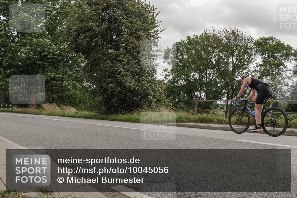 30.08.2026 - Elbe Triathlon Hamburg Michael Burmester http://msf.ph/oto/10045056 30.08.2026 15:21:25 Radfahren  meine-sportfotos.de