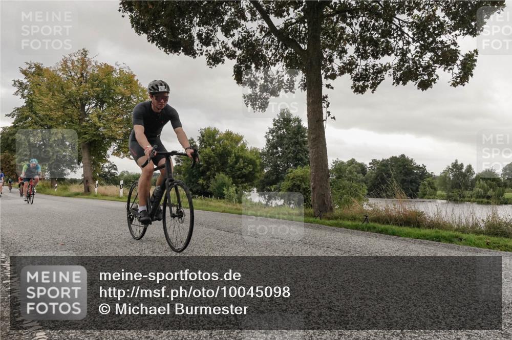 30.08.2026 - Elbe Triathlon Hamburg Michael Burmester http://msf.ph/oto/10045098 30.08.2026 09:26:27 Radfahren 201, 264, 347, 351, 382, 417, 423, 506, 579, 611, 756 meine-sportfotos.de