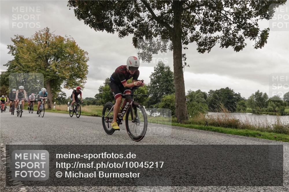 30.08.2026 - Elbe Triathlon Hamburg Michael Burmester http://msf.ph/oto/10045217 30.08.2026 09:26:54 Radfahren 229, 310, 318, 328, 359, 503, 580, 595, 596, 626, 676 meine-sportfotos.de