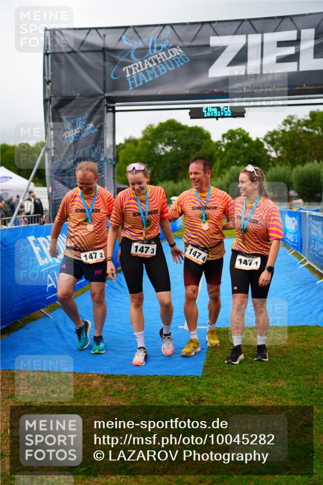 30.08.2026 - Elbe Triathlon Hamburg LAZAROV Photography http://msf.ph/oto/10045282 30.08.2026 16:51:31 Ziel  meine-sportfotos.de