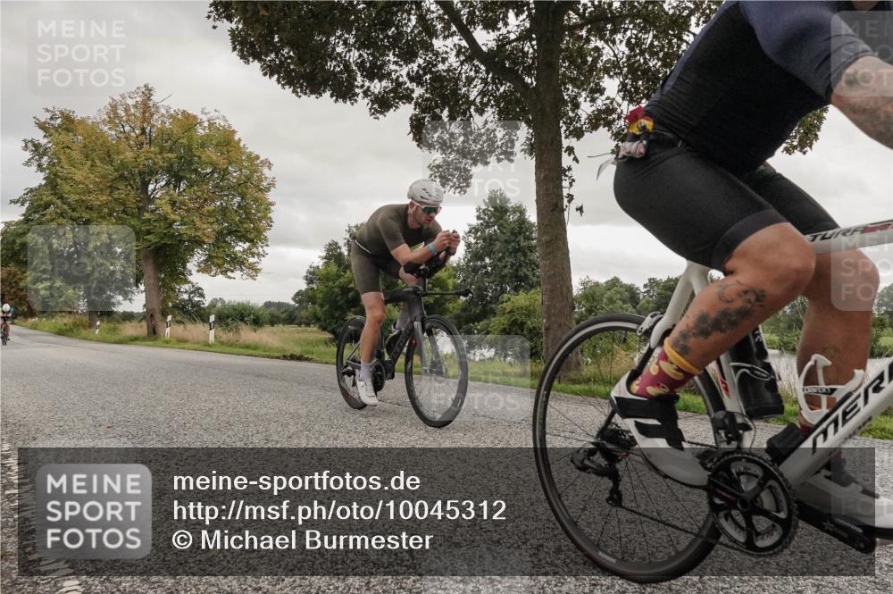 30.08.2026 - Elbe Triathlon Hamburg Michael Burmester http://msf.ph/oto/10045312 30.08.2026 09:27:06 Radfahren 202, 251, 287, 635 meine-sportfotos.de