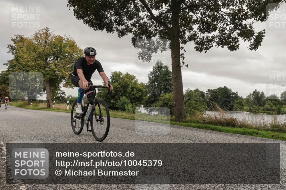 30.08.2026 - Elbe Triathlon Hamburg Michael Burmester http://msf.ph/oto/10045379 30.08.2026 09:27:28 Radfahren 324, 325, 464, 526, 556, 665 meine-sportfotos.de