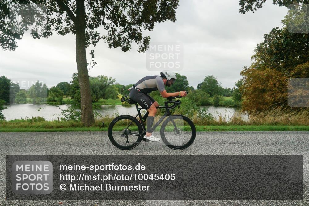 30.08.2026 - Elbe Triathlon Hamburg Michael Burmester http://msf.ph/oto/10045406 30.08.2026 09:17:25 Radfahren 189, 267, 276, 279 meine-sportfotos.de