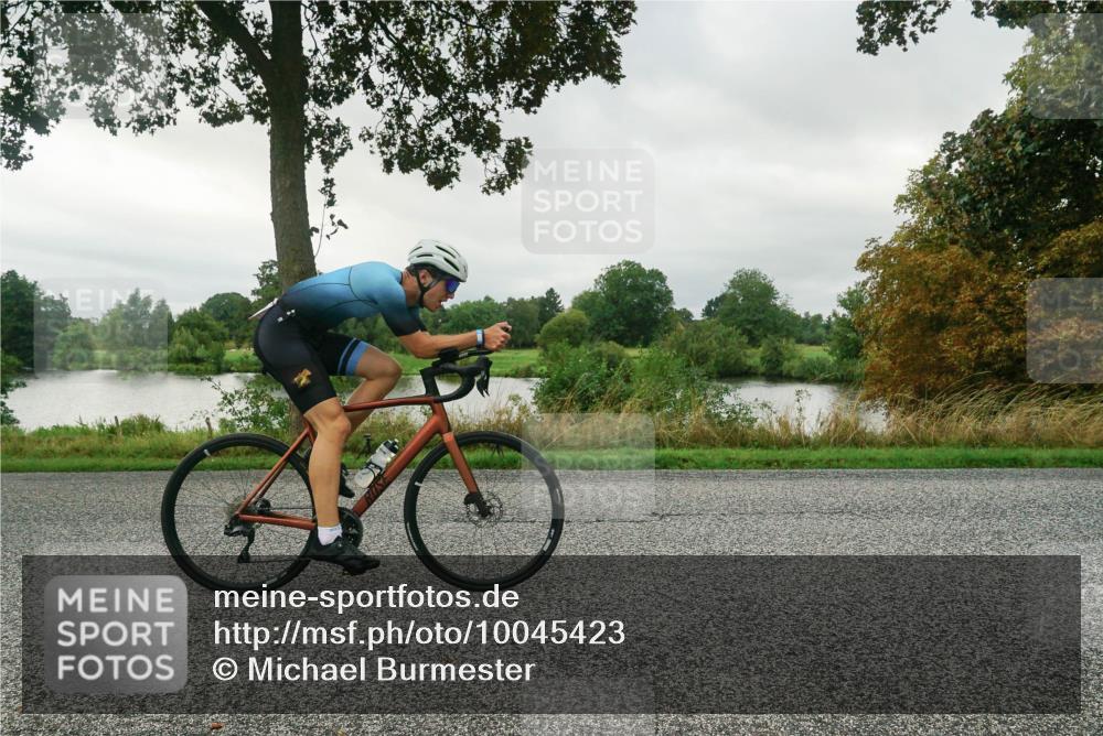30.08.2026 - Elbe Triathlon Hamburg Michael Burmester http://msf.ph/oto/10045423 30.08.2026 09:17:29 Radfahren 267, 279 meine-sportfotos.de