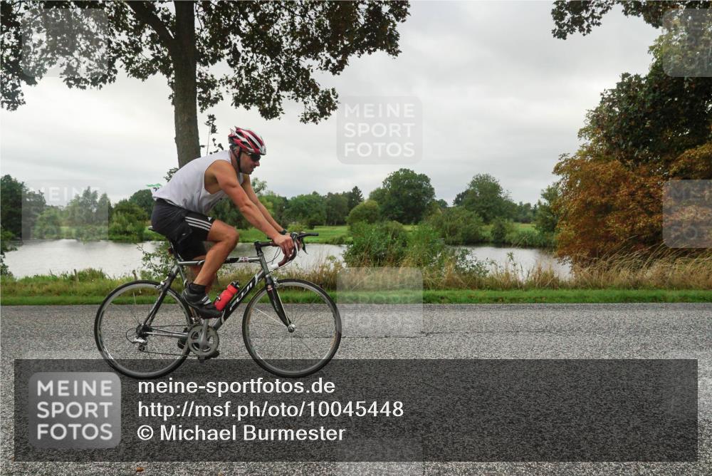 30.08.2026 - Elbe Triathlon Hamburg Michael Burmester http://msf.ph/oto/10045448 30.08.2026 09:17:42 Radfahren 218, 364, 415, 449, 482, 490, 498 meine-sportfotos.de