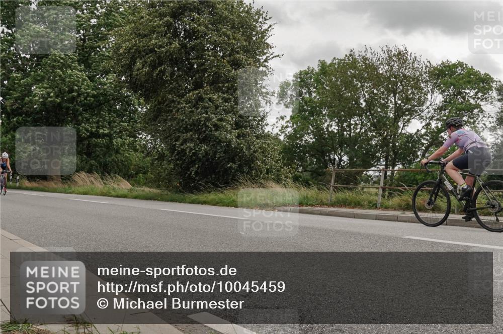 30.08.2026 - Elbe Triathlon Hamburg Michael Burmester http://msf.ph/oto/10045459 30.08.2026 15:26:52 Radfahren  meine-sportfotos.de